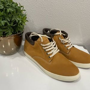 Timberland woman’s boots